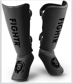 NEW FIGHTR Shin Guards - Kickboxing, MMA,Muay Thai and Other Martial Arts (Size Large)