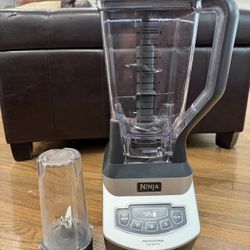 Ninja Blender 1100 Watts