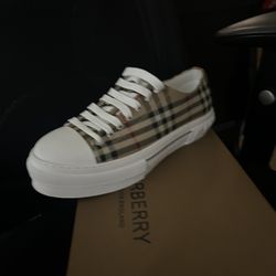 Burberrys Converse Shoes 