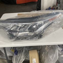 Toyota C-HR Headlight