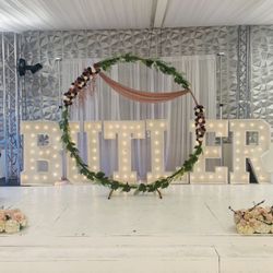 Marquee letters