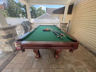 Pool table