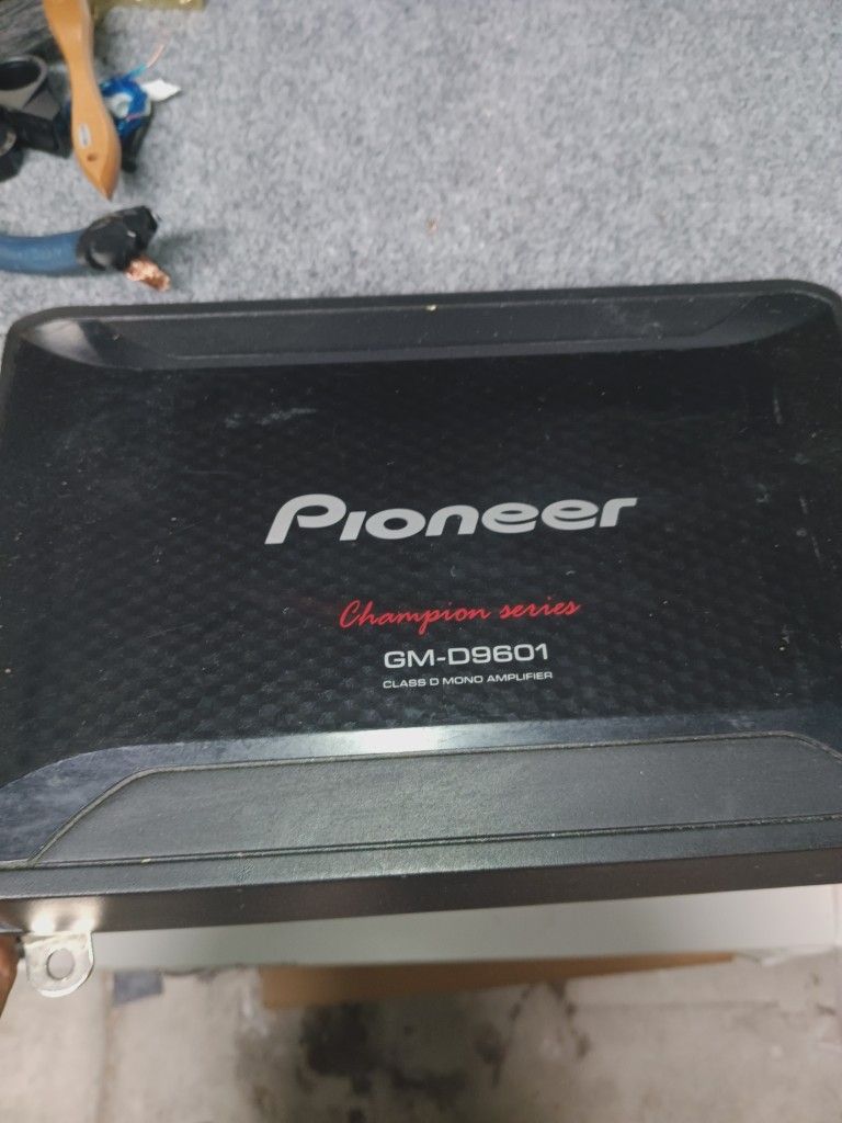 Pioneer Mono Amp/ Kenwood 2 Channel