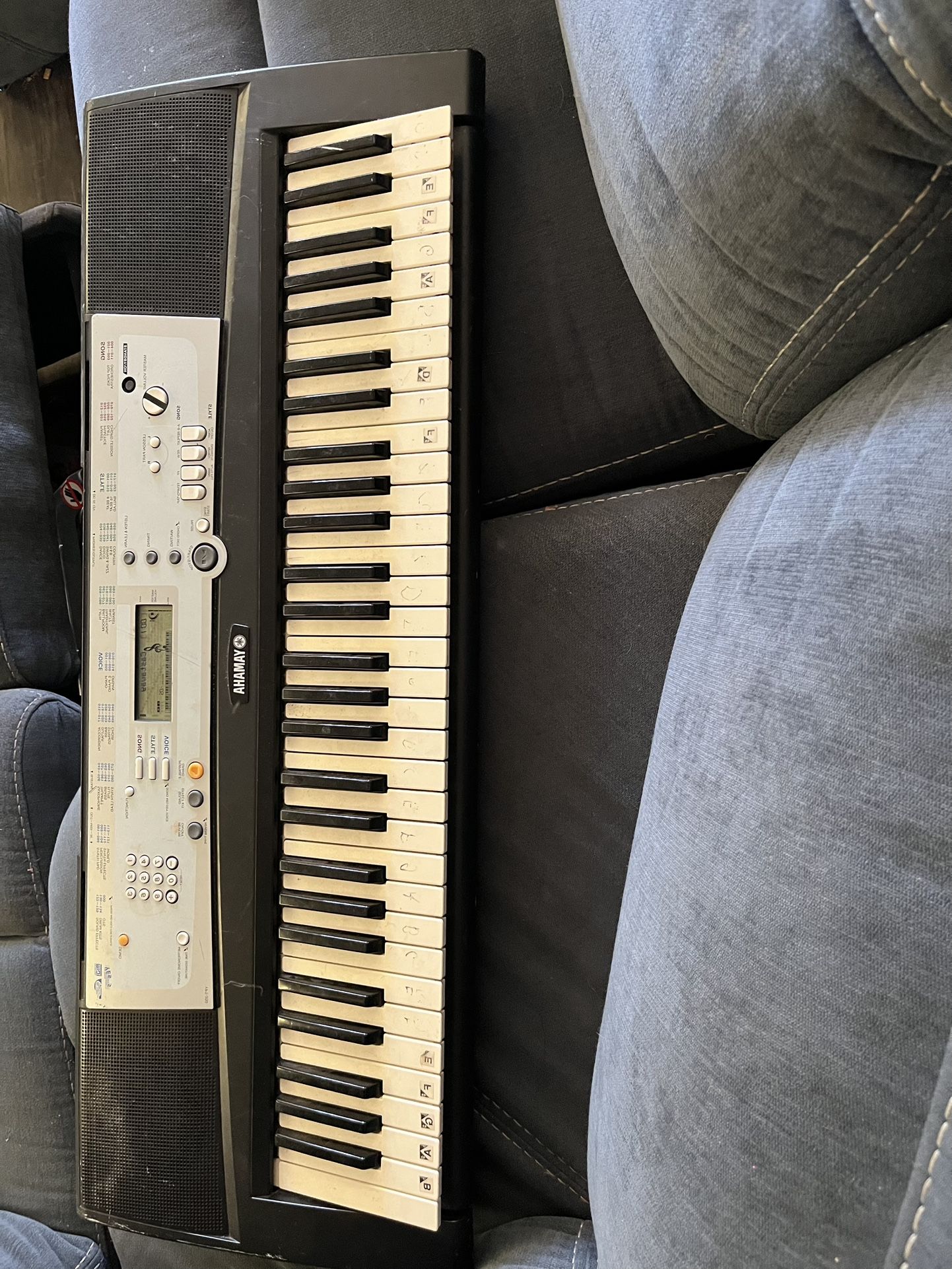 Yamaha Ypt 220 Keyboard