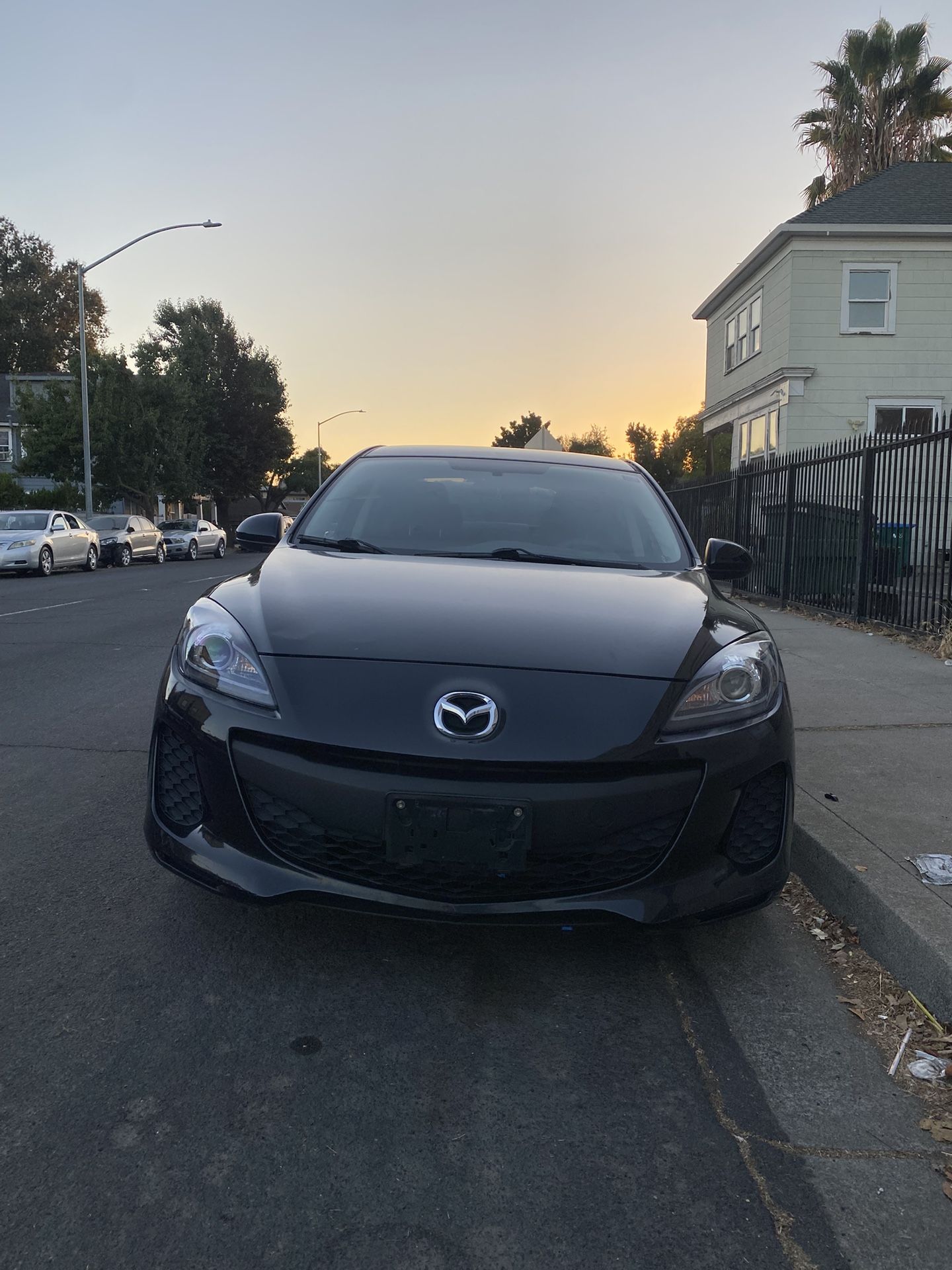 2013 Mazda 3. 4D