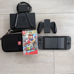 Nintendo Switch + Mario Odessey