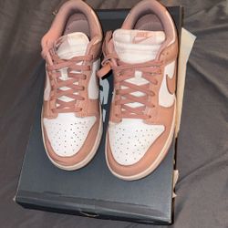 Nike Women Dunks 