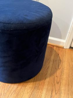 Round Ottoman  
