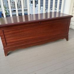 Real Wood Lane Chest In Very Good Condition 