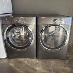 ELECTROLUX XL CAPACITY WASHER DRYER ELECTRIC SET 