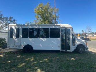 2007 Ford E450 Super Duty