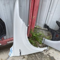 2022-2024 Volkswagen Tiguan Right Fender 