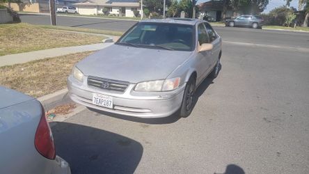 2000 Toyota Camry