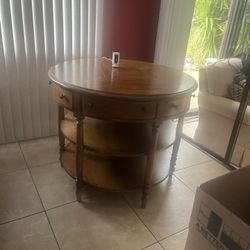 36 Inch Round Wooden Tables must Sell By The 23Rd Monday Drop It To $20. It’s A Great Table BO Must Be Gone By 23