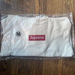 NEW Supreme Box Logo Hoodie Red On White Size Medium