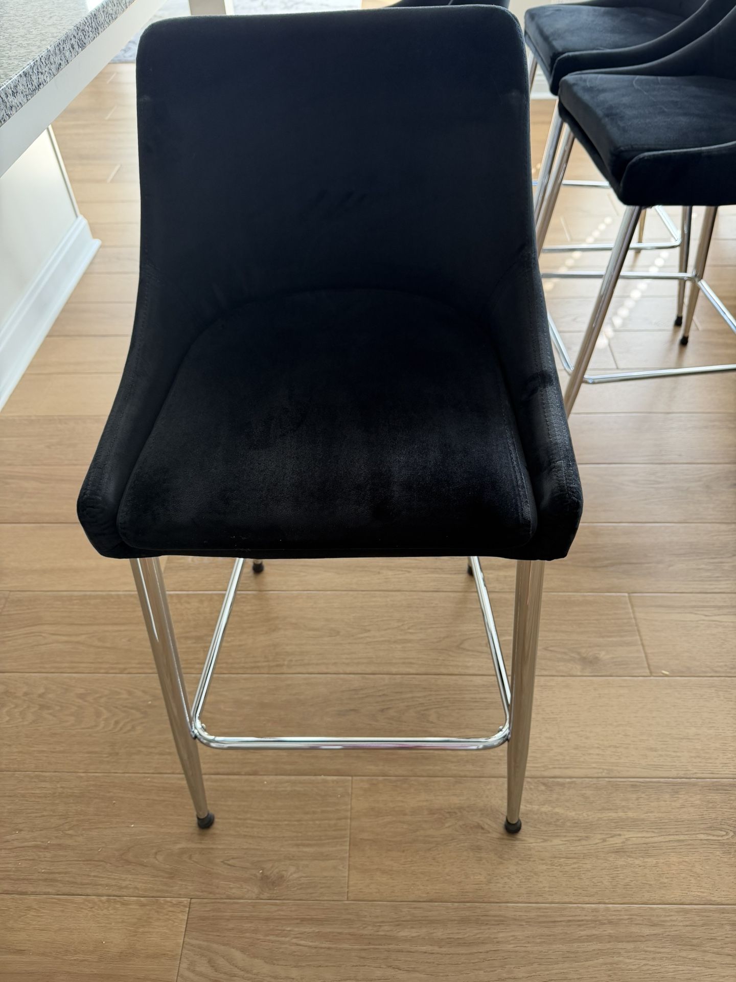 Contemporary Bar Stoll