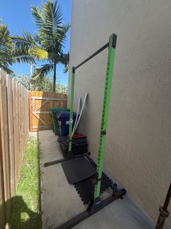 CAP Squat Rack / Pull-Up Rack