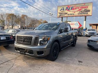 2019 Nissan TITAN
