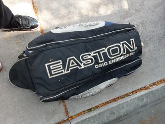 Softball bag open fence