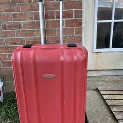 Urban Red Hard Shell Spinner Luggage