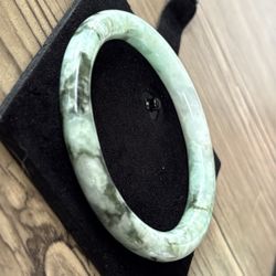 Jade Bangle 