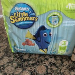 Huggies Little Swimmers Size S-P  16-26 LB Cont 40