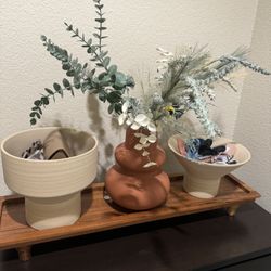 Ceramic Vases/Pot Display + wooden display table!!