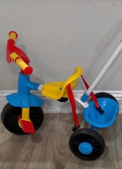 Toddler cycle with handle