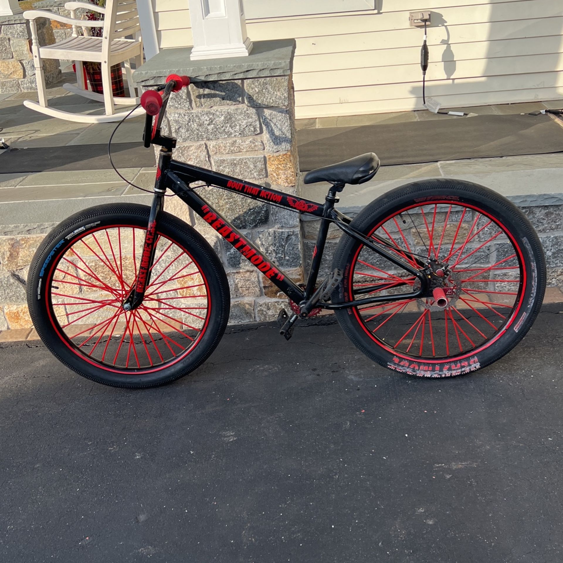 SE 2018 Beastmode Black And Red **No Trades**