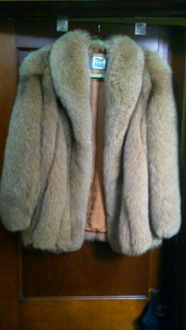 SAGA FOX サガフォックス GUARANTEE OF QUALITY 13 Saga Fox Fur