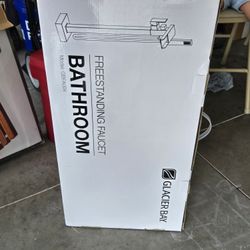 Glacier Bay Avera Single-Handle Floor-Mount Roman Tub Faucet with Hand Shower