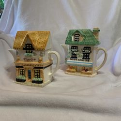 Vintage Tea Pot Set