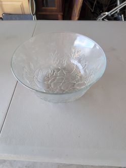 Rose Patterned Glass Bowl