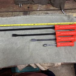 Snap On Prybar Set
