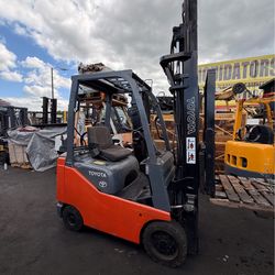Compact Toyota Forklift.