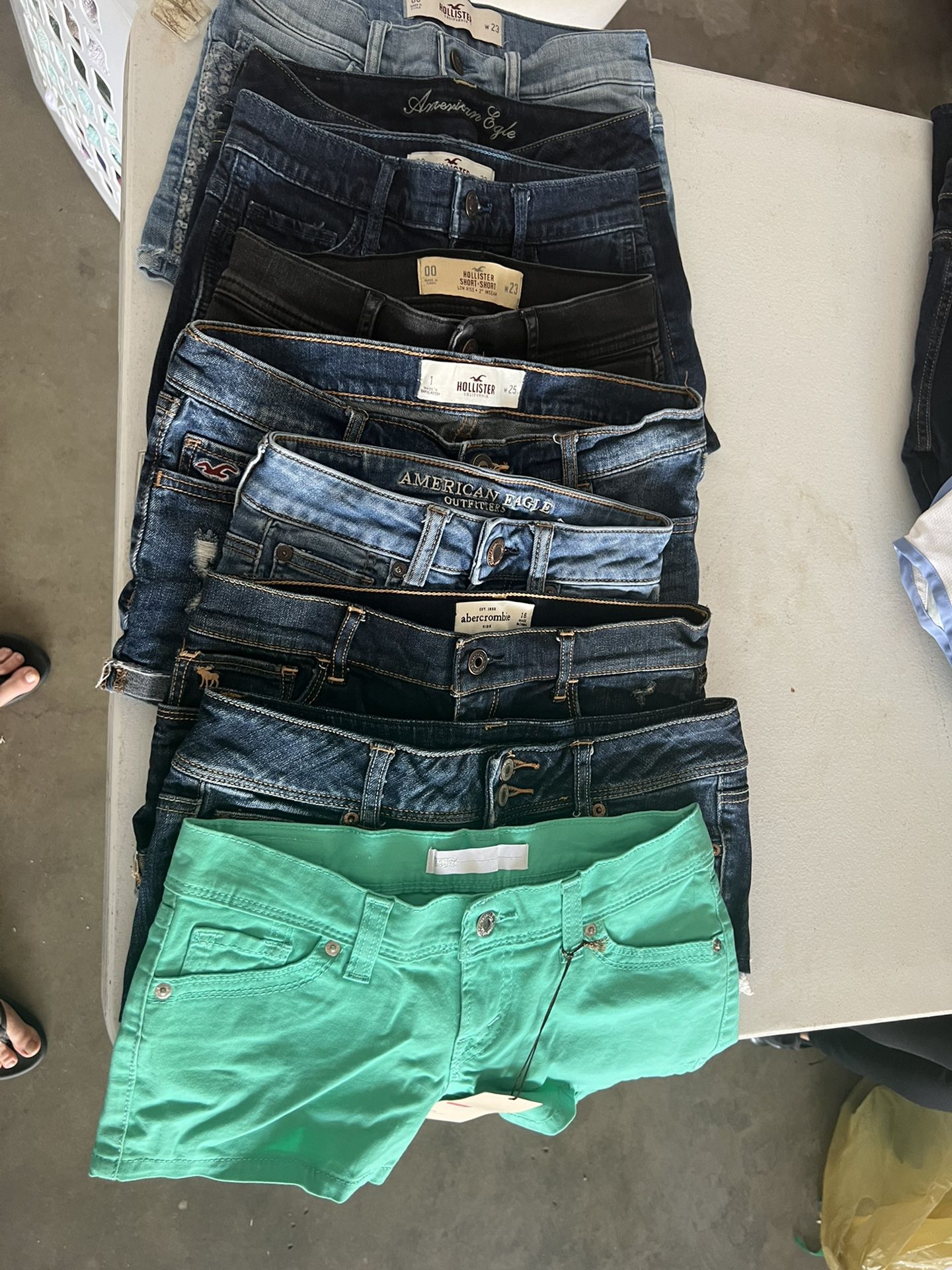 Girl Shorts Size 00,1, 4  And 16… $5 Each