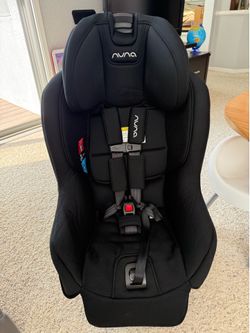 Nuna Rava Safety Seat - Black ( great condition)
