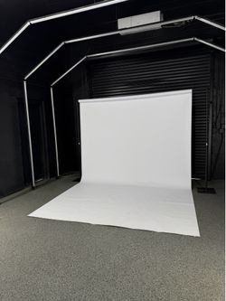 3 Light and backdrop photo shoot set up