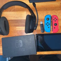 Switch With Wireless Head Phones Hyper Let Me Know And We Can Work Out A Price 