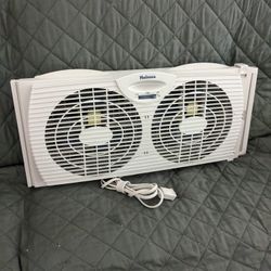 New Holmes Twin Window Fan