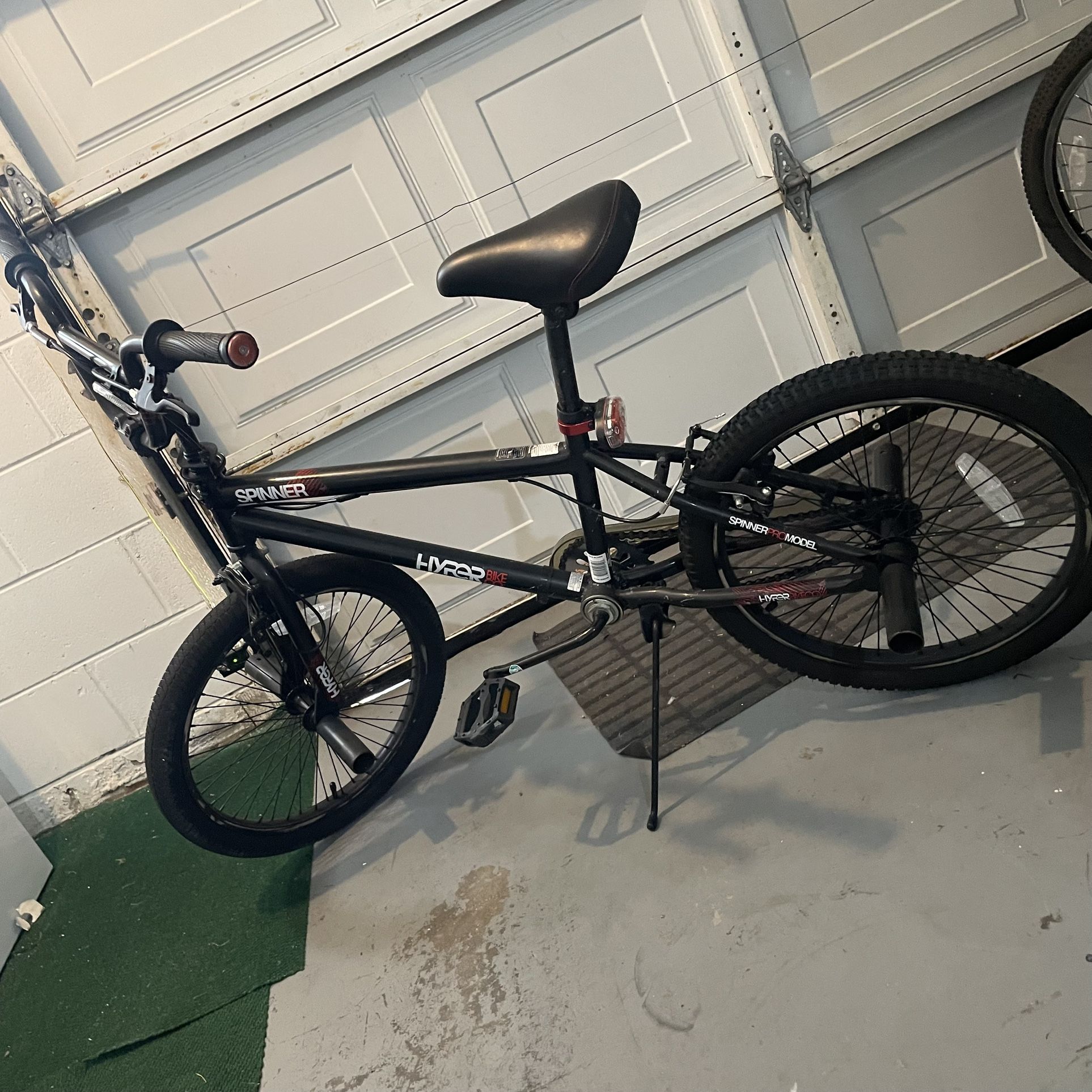 20" Hyper Bicycles Boy's Spinner BMX Bike for Kids