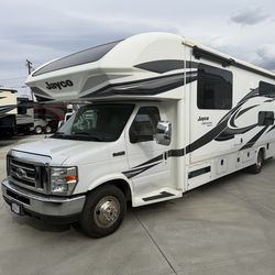 2019 Jayco Greyhawk Prestige 31FP – Low Miles – Class C Luxury Coach – Financing Available