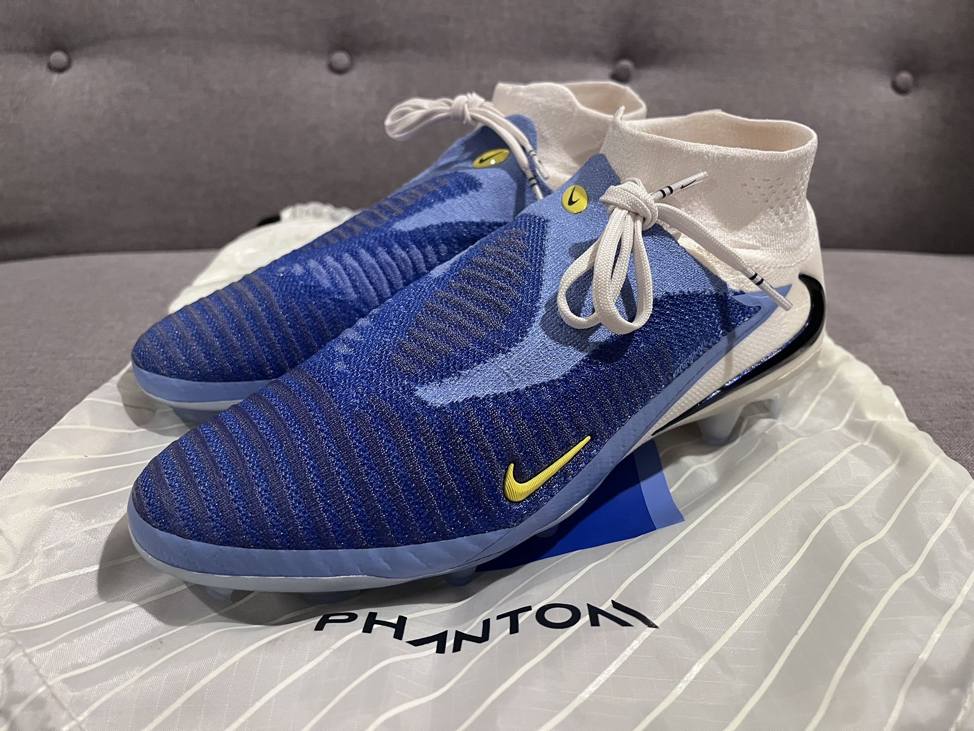 Nike Phantom Elite 6 FG Soccer Cleats Men’s 7