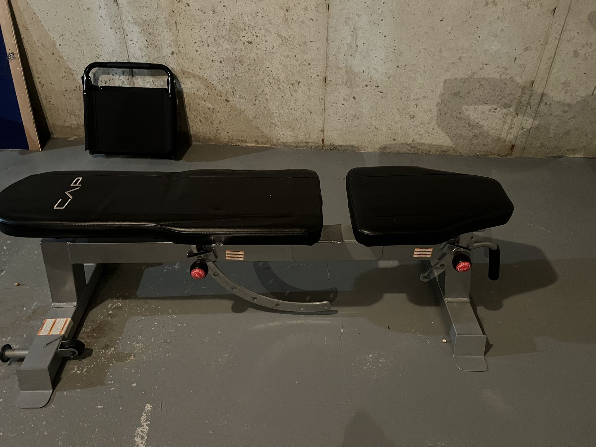 CAP Weight Bench