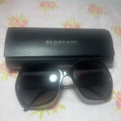 Burberry Sunglasses 