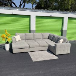 Sectional Couch Sofa - Rooms To Go - Gray