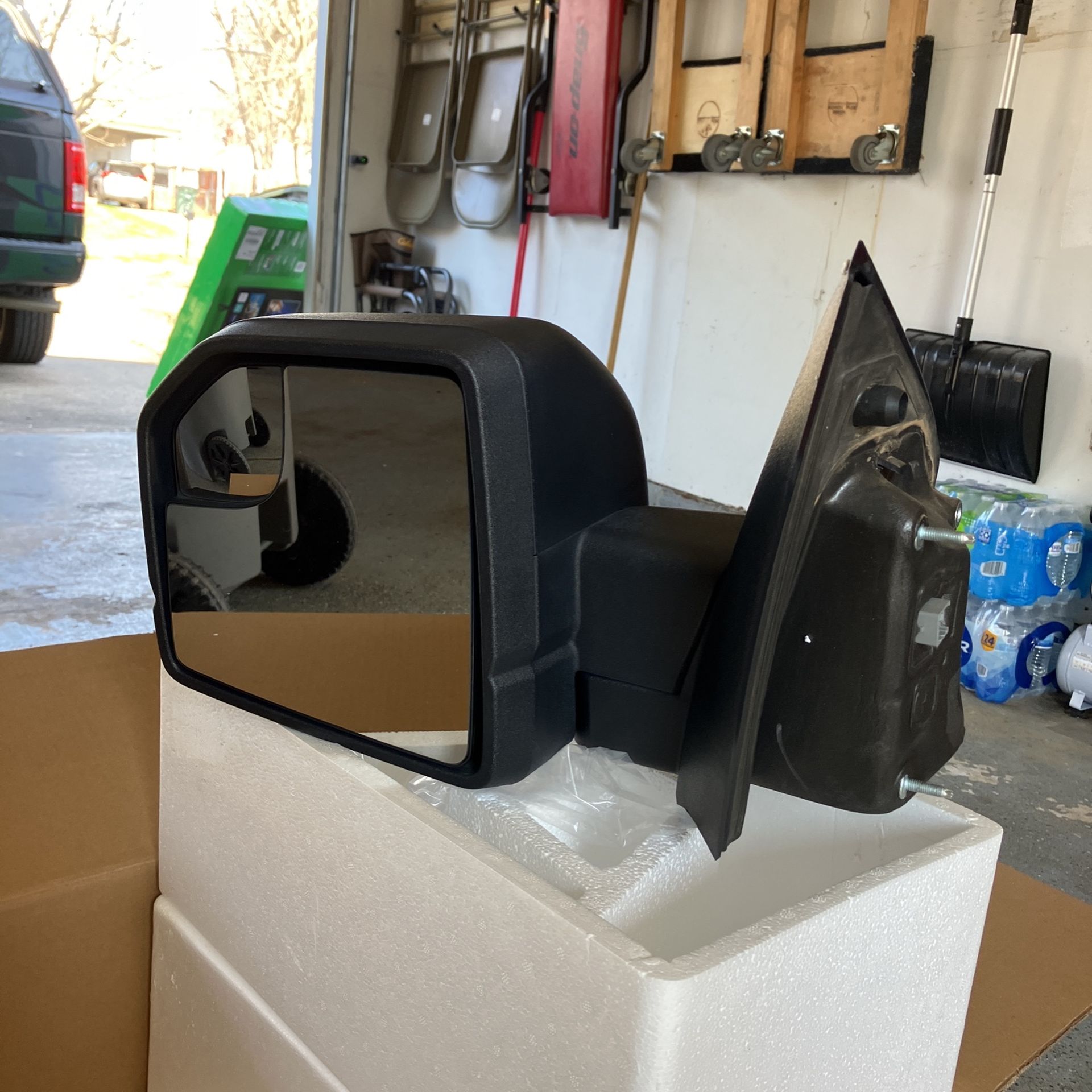 Driver and passenger side, power mirrors F150