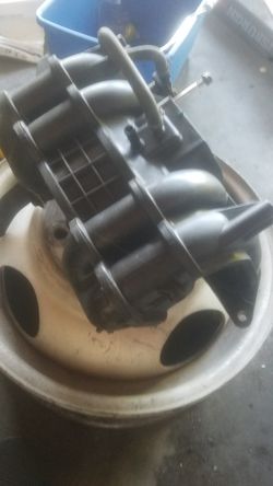 2000-2005 Honda Civic Intake Man. NEW SEALS