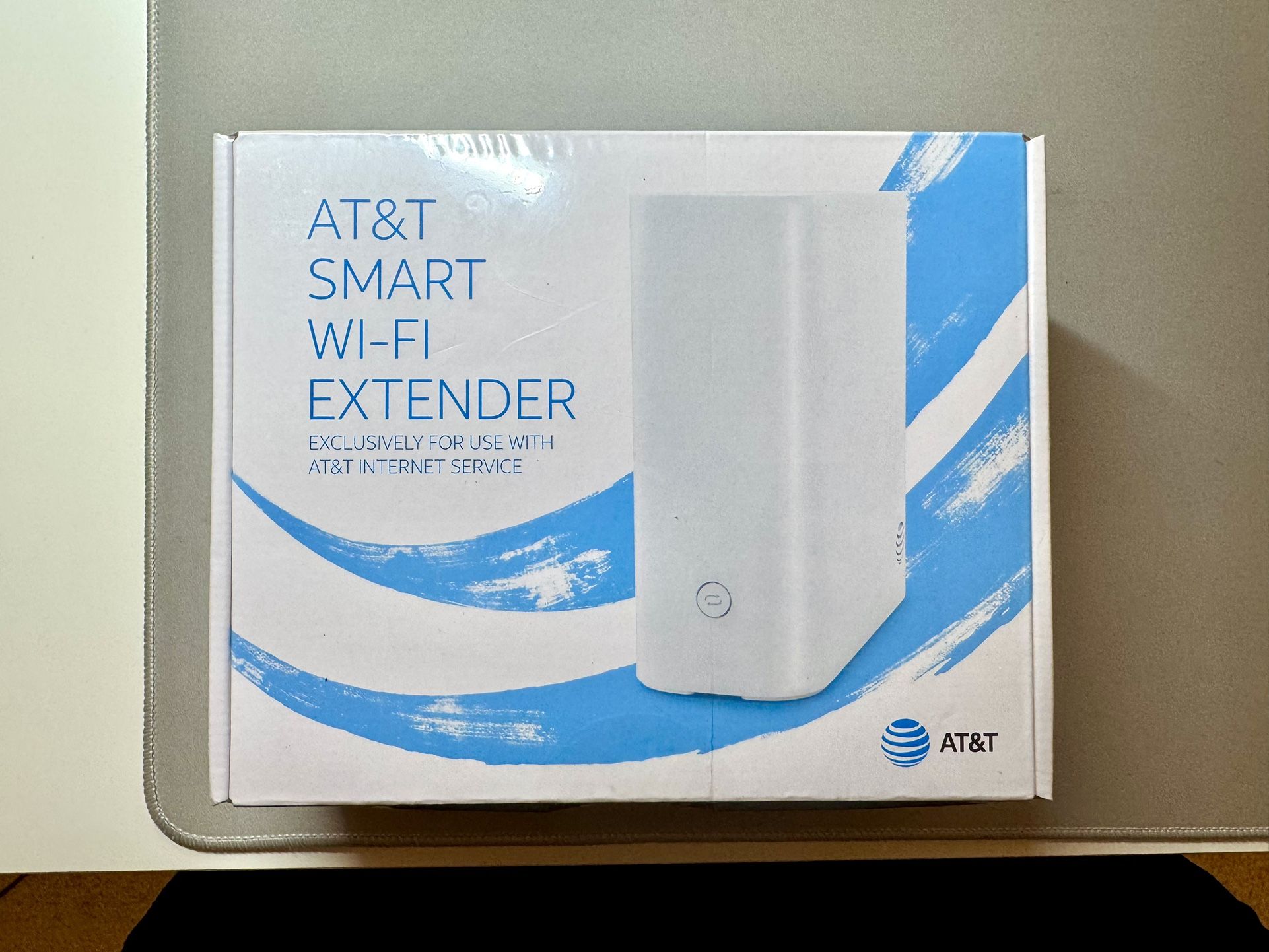 New Sealed in Box AT&T 1600Mbps Dual-Band Smart Wi-Fi Extender Mesh