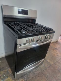 STOVE FRIGIDAIRE GAS STAINLESS STEEL